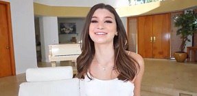 O jovem queria promover o chefe para foder sua esposa