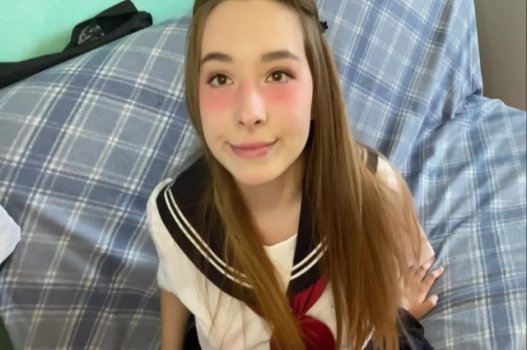 Conhecer uma linda garota para usar dinheiro para usar